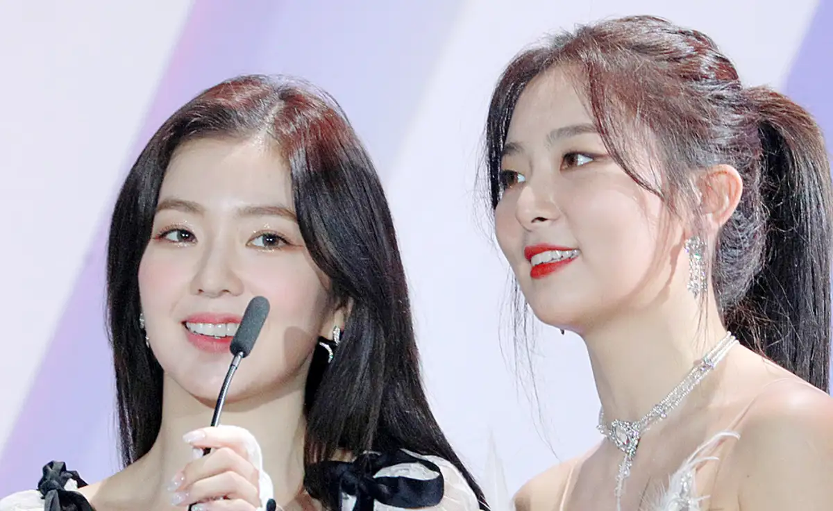 Red Velvet - IRENE & SEULGI韩国演唱会